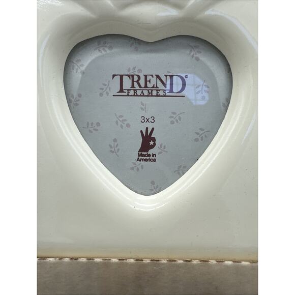 Vintage Trend Panoramic Heart 3 Picture Frame - Picture 2 of 3